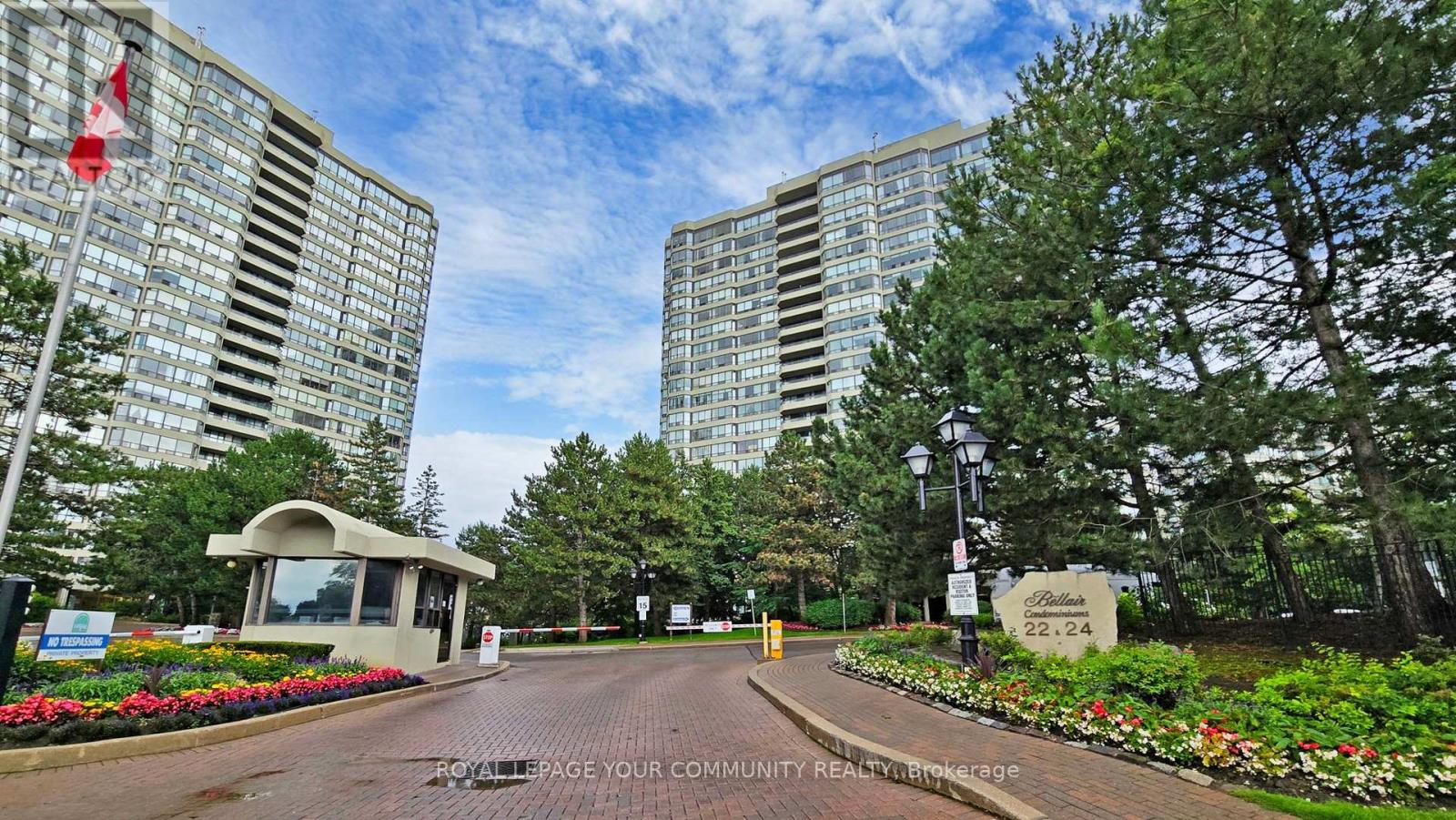 Photo 10 of 404 24 Hanover Road, Brampton ON