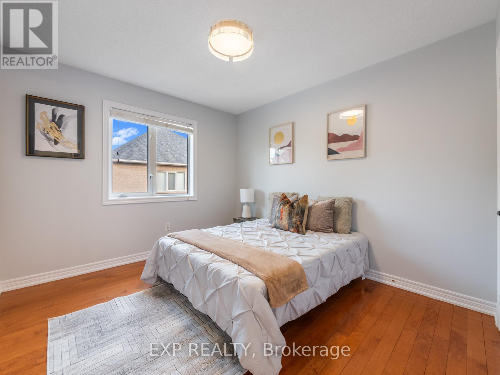 Photo 15 of 7 Royal Springs Crescent, Brampton ON