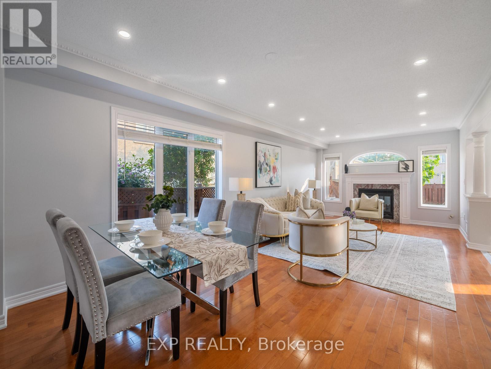 Photo 5 of 7 Royal Springs Crescent, Brampton ON