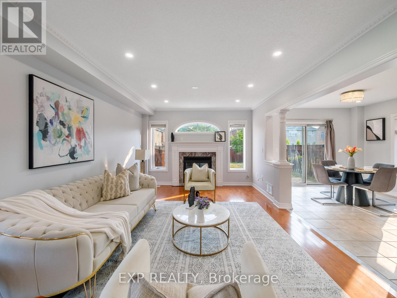 Photo 6 of 7 Royal Springs Crescent, Brampton ON