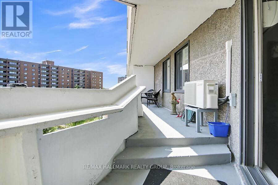 Photo 25 of 705 1081 Ambleside Drive, Ottawa ON