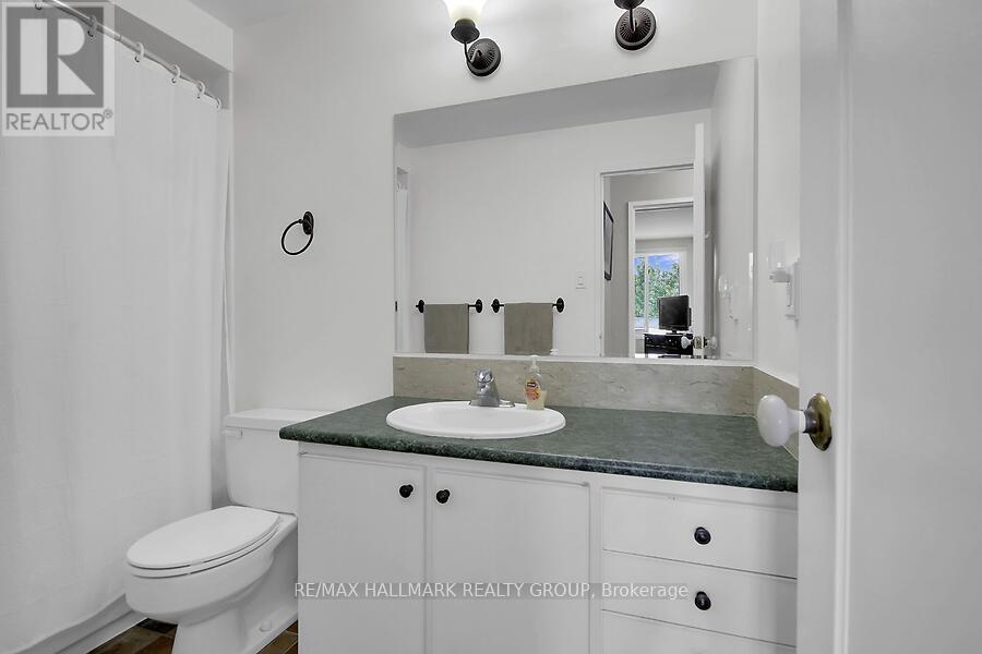 Photo 29 of 705 1081 Ambleside Drive, Ottawa ON