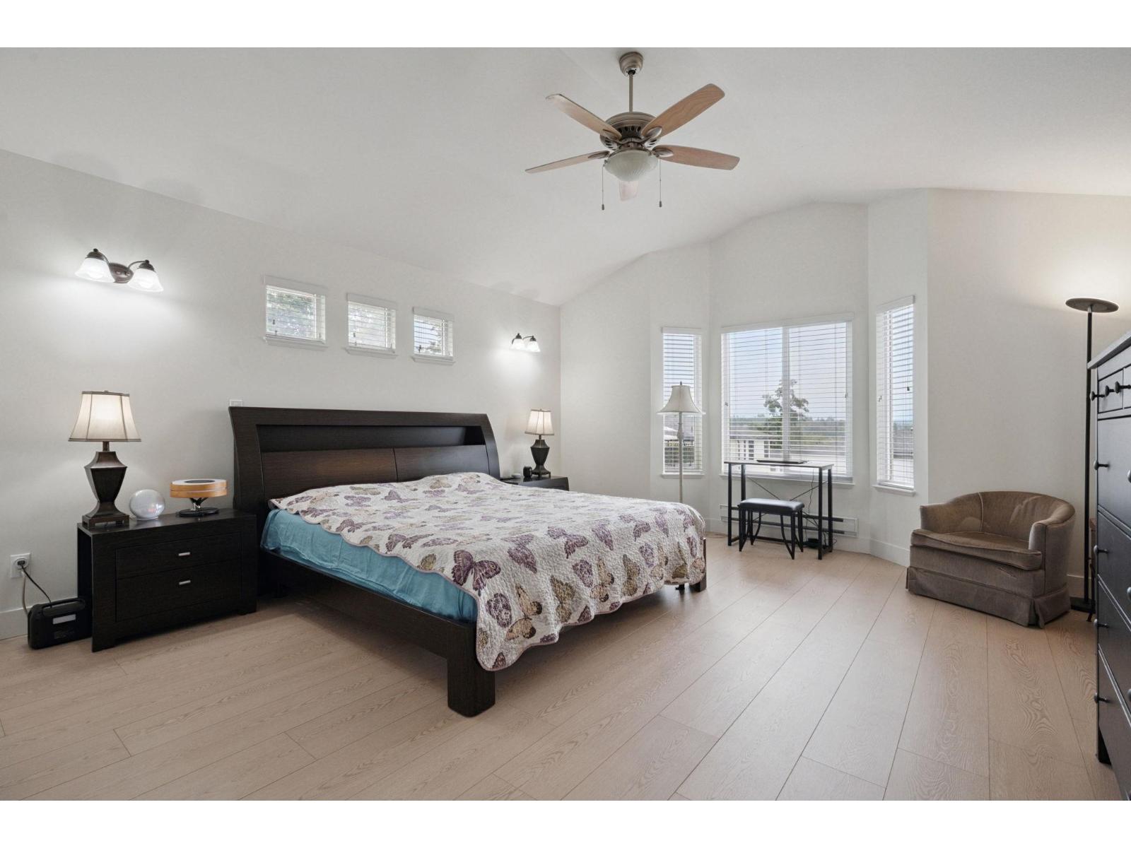 Photo 14 of 15015 62 Avenue, Surrey BC