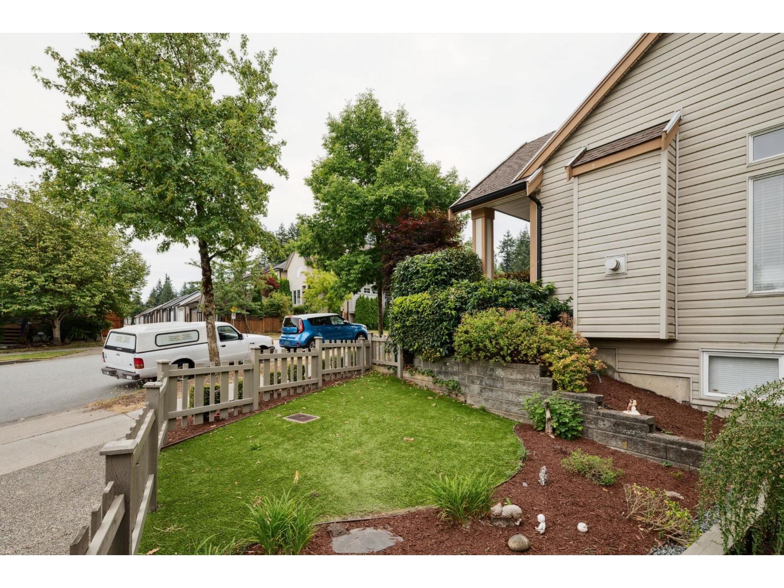 Photo 2 of 15015 62 Avenue, Surrey BC