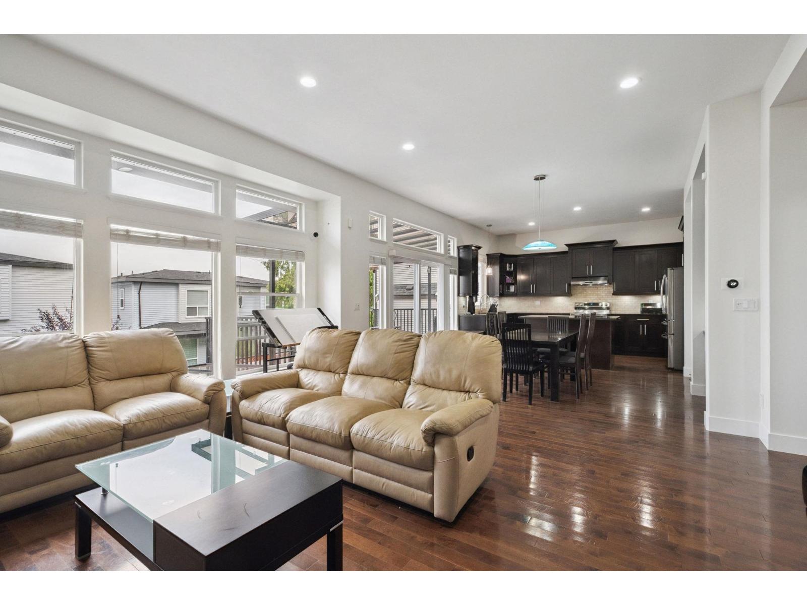 Photo 6 of 15015 62 Avenue, Surrey BC
