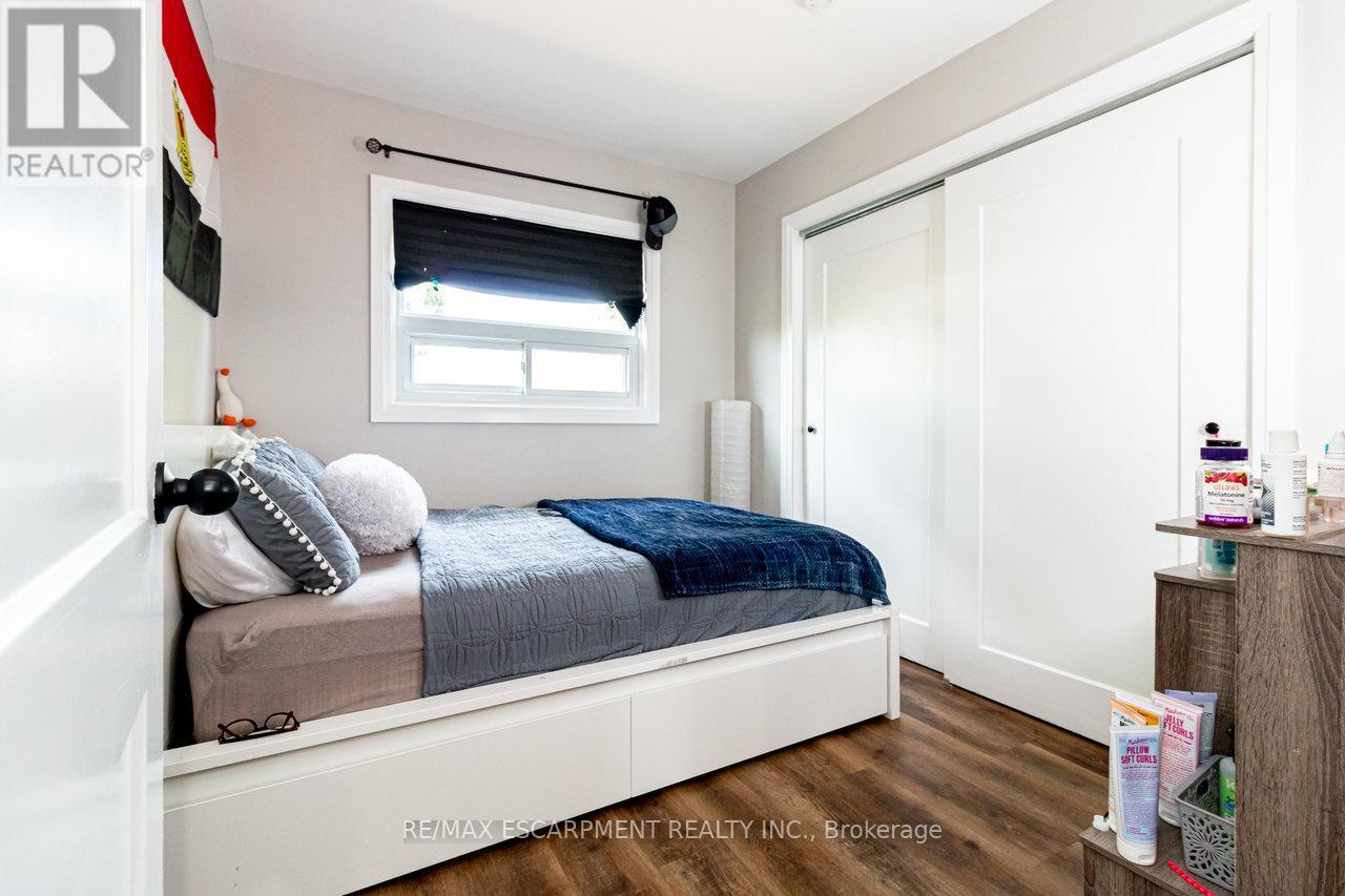 Single Family House for Sale in  LAWRENCE ROAD Hamilton (Rosedale) 