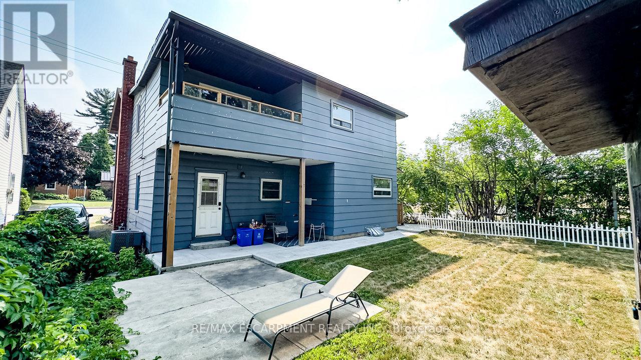 Single Family House for Sale in  LAWRENCE ROAD Hamilton (Rosedale) 