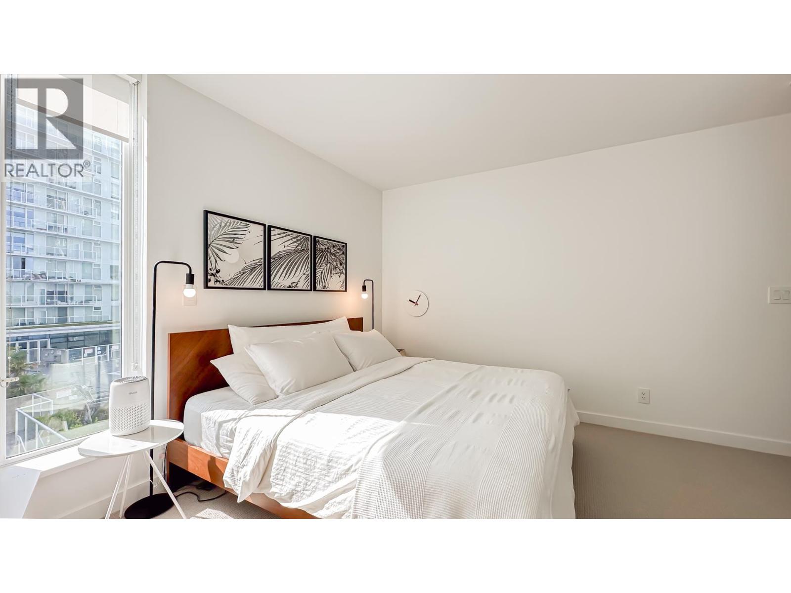 Photo 13 of 609 4638 Gladstone Street, Vancouver BC