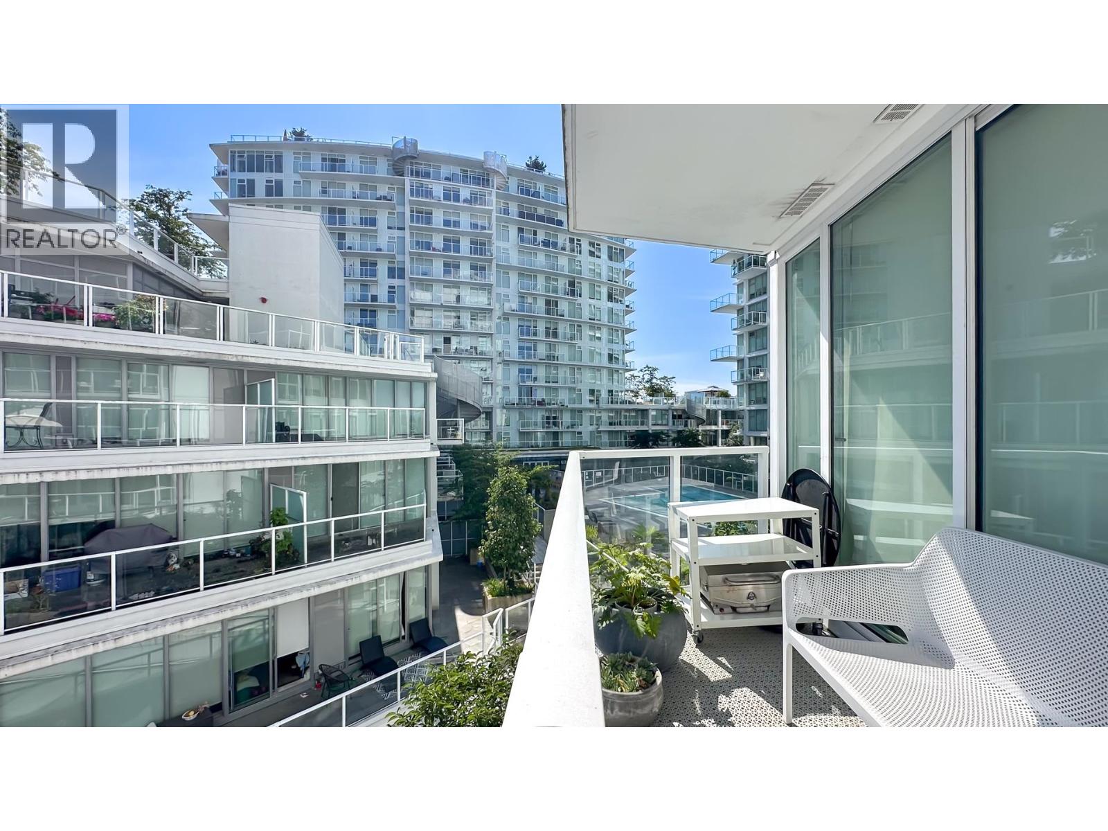 Photo 19 of 609 4638 Gladstone Street, Vancouver BC