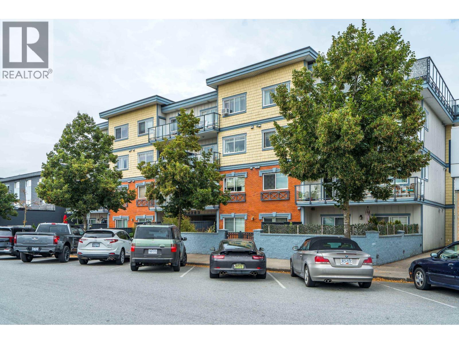 Photo 14 of 207 22363 Selkirk Avenue, Maple Ridge BC