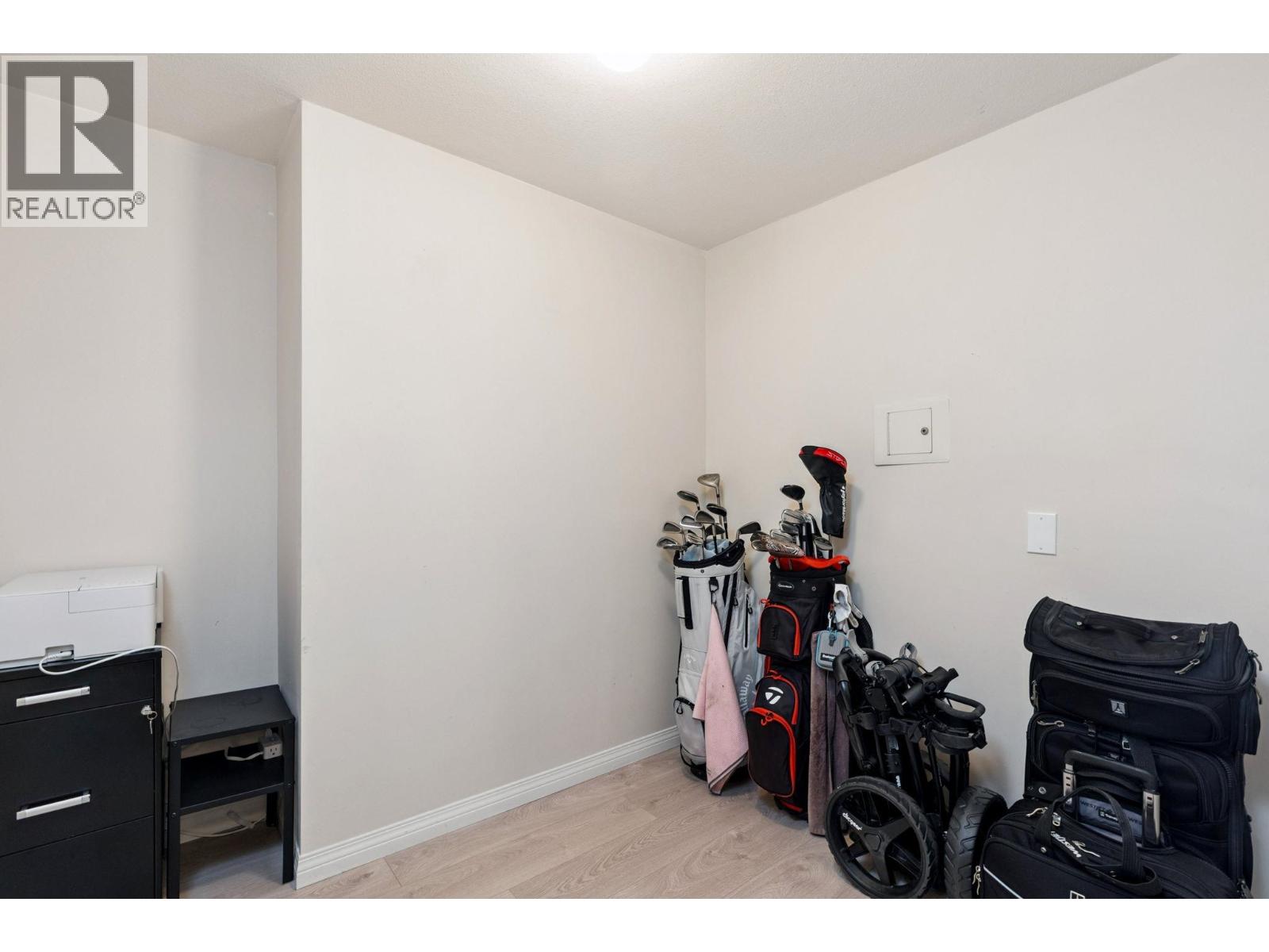Photo 11 of 302 1503 W 66 Avenue, Vancouver BC