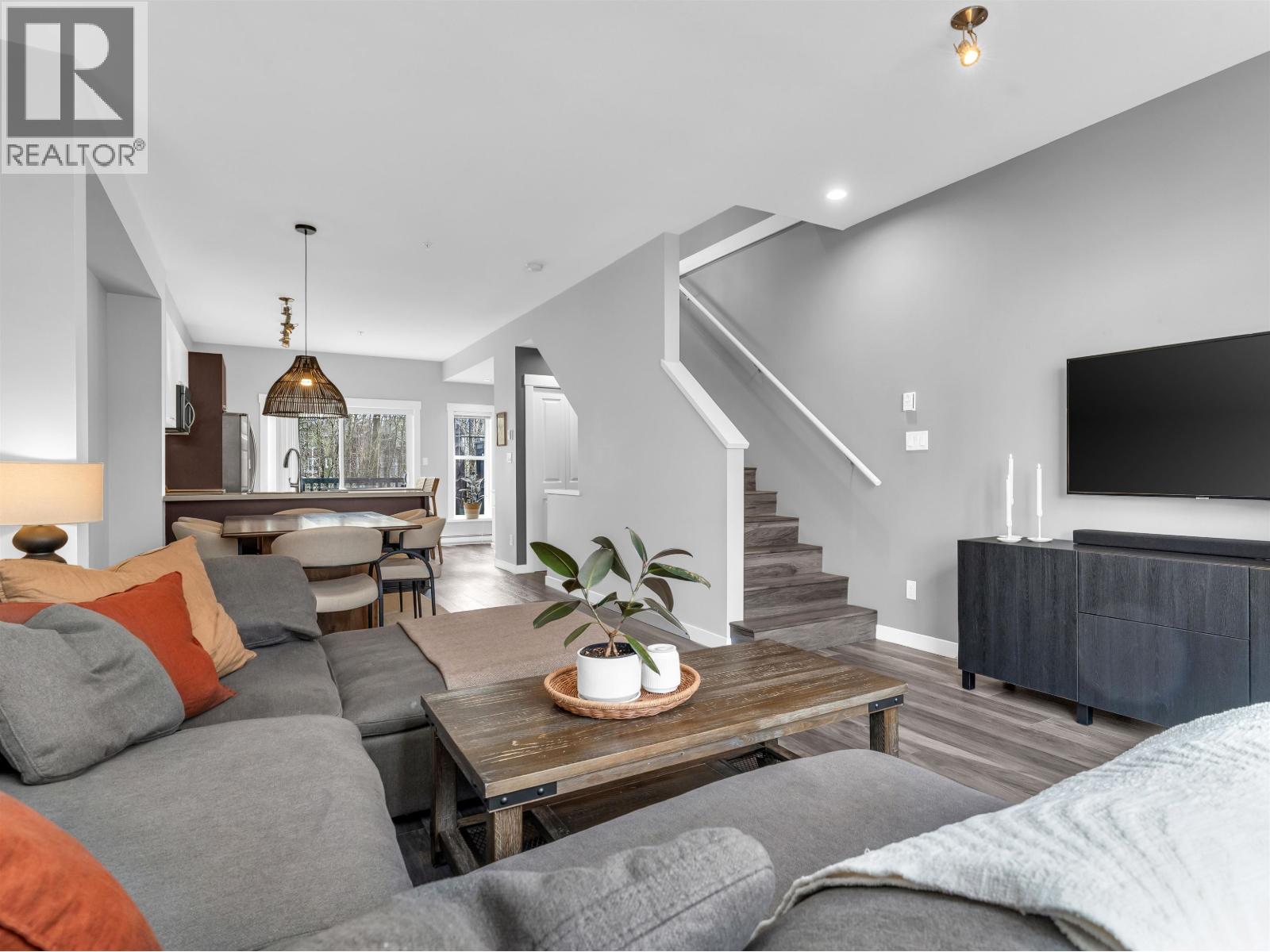 Photo 32 of 129 3010 Riverbend Drive, Coquitlam BC
