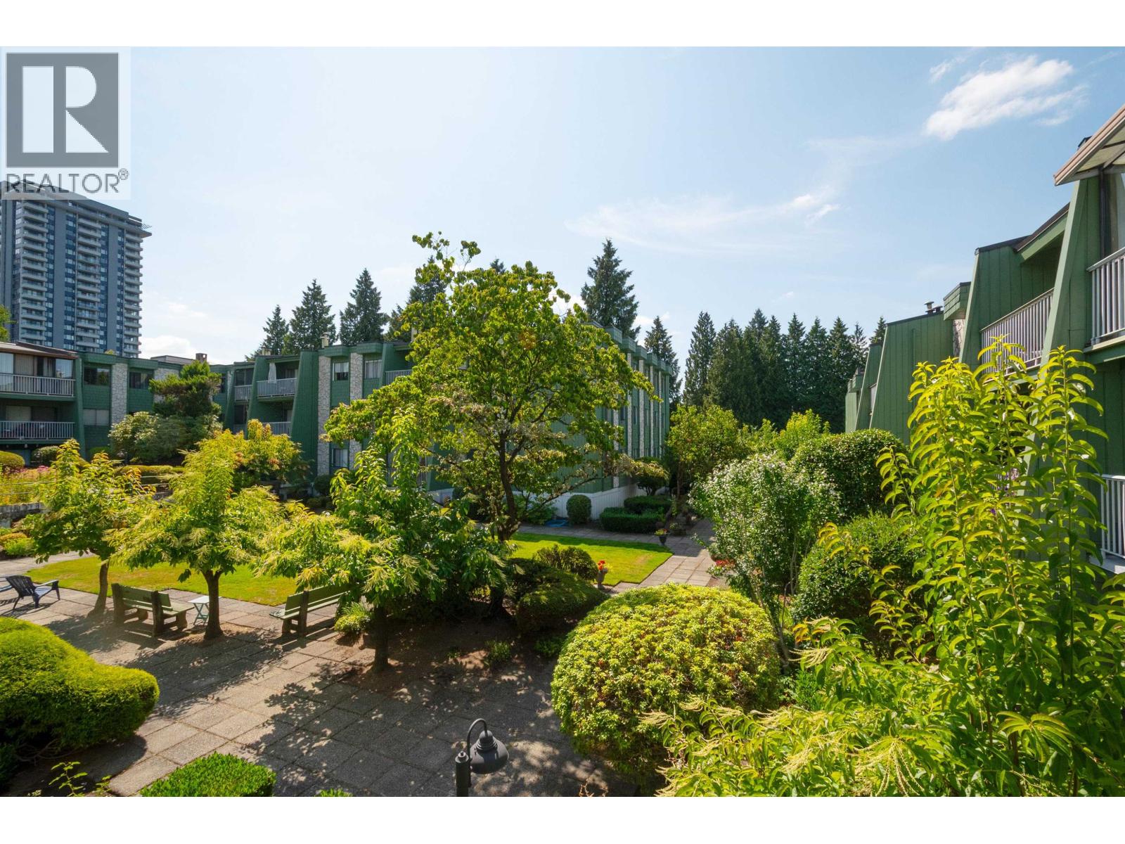 Photo 10 of 207 9202 Horne Street, Burnaby BC