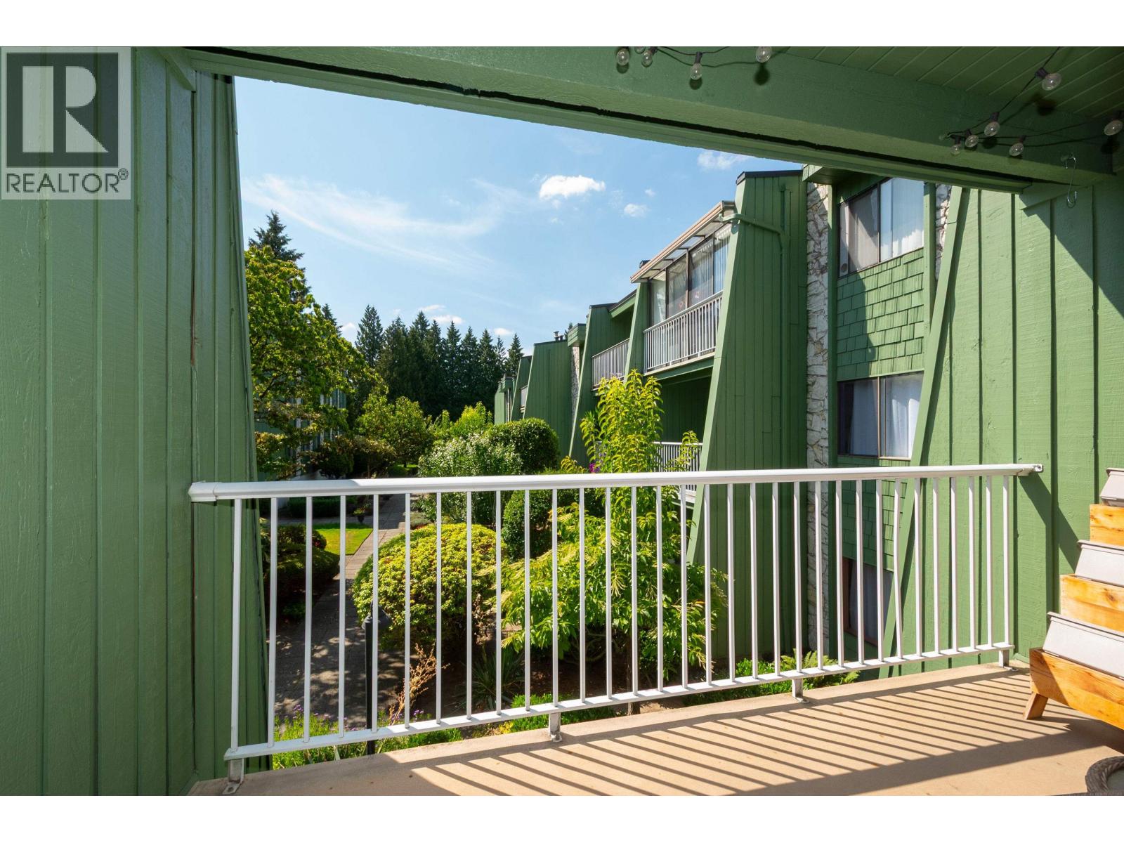 Photo 8 of 207 9202 Horne Street, Burnaby BC