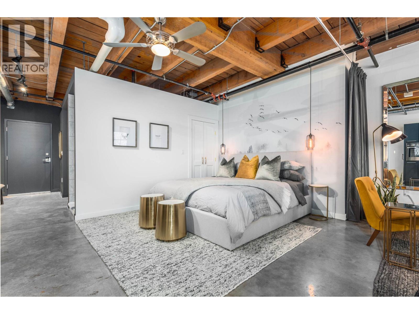 Photo 3 of 209 55 E Cordova Street, Vancouver BC