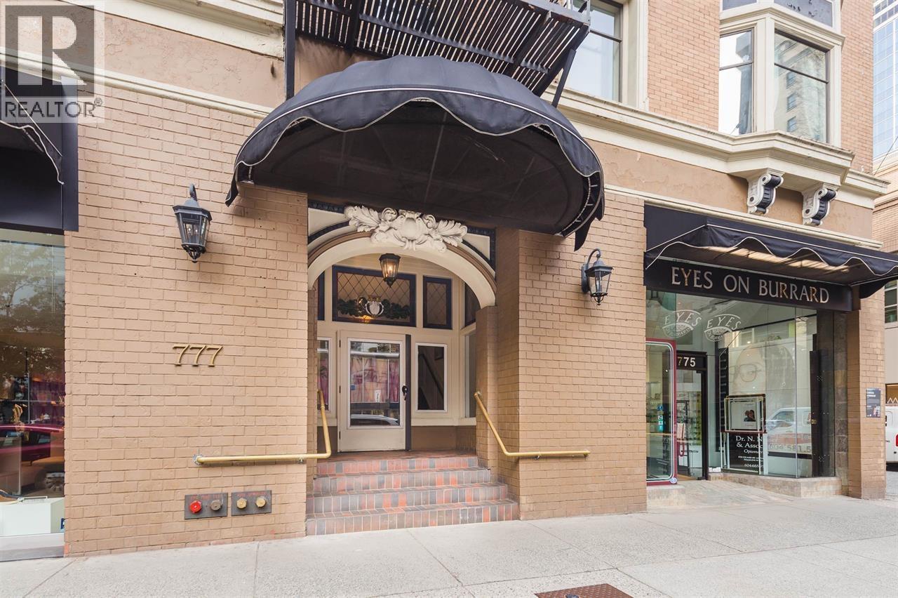 55 777 BURRARD STREET, Vancouver