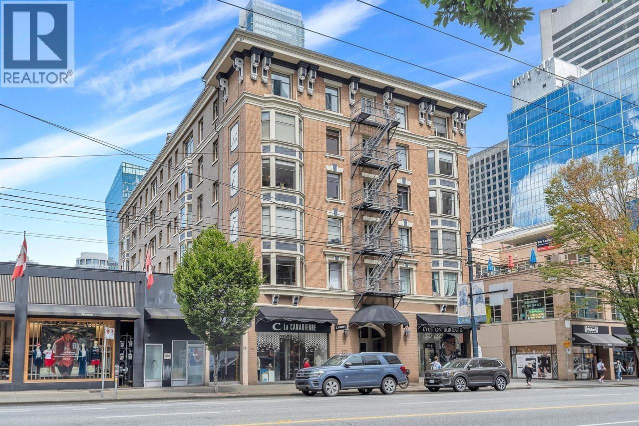 55 777 BURRARD STREET, Vancouver