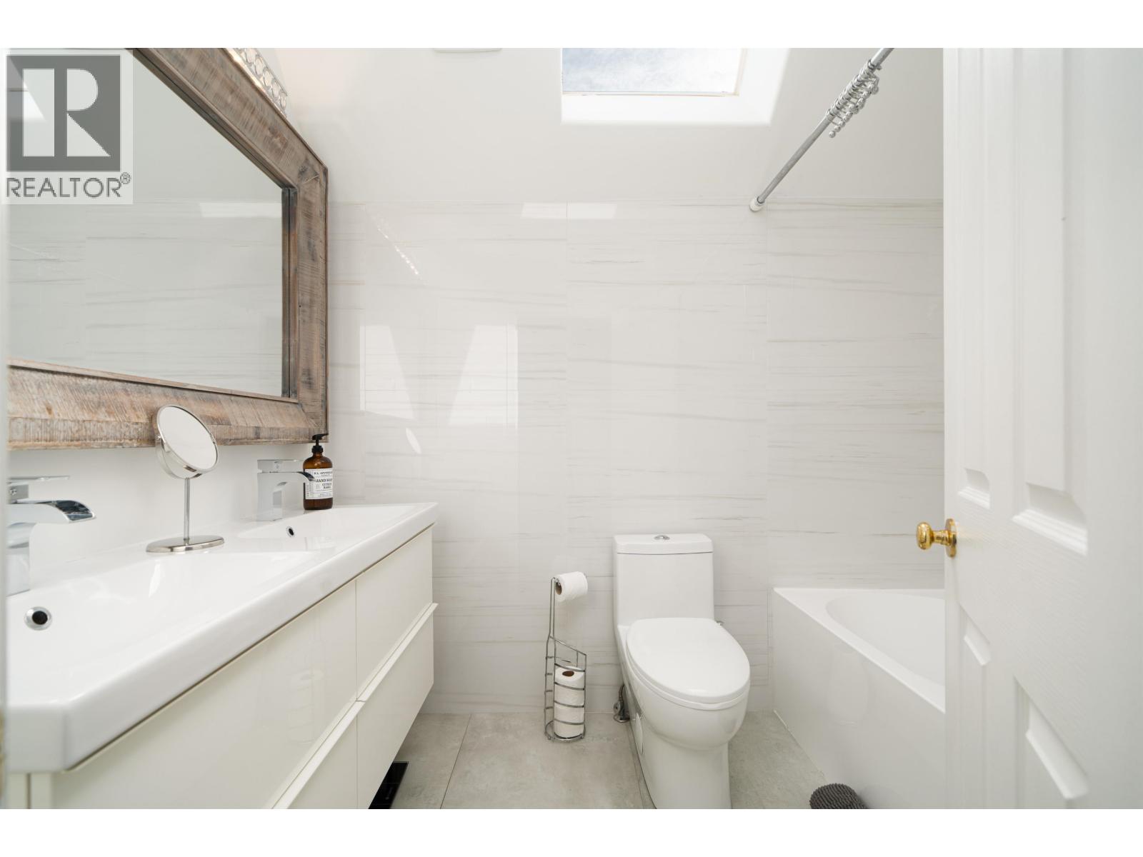 Photo 19 of D 136 W 4th Street, North Vancouver BC