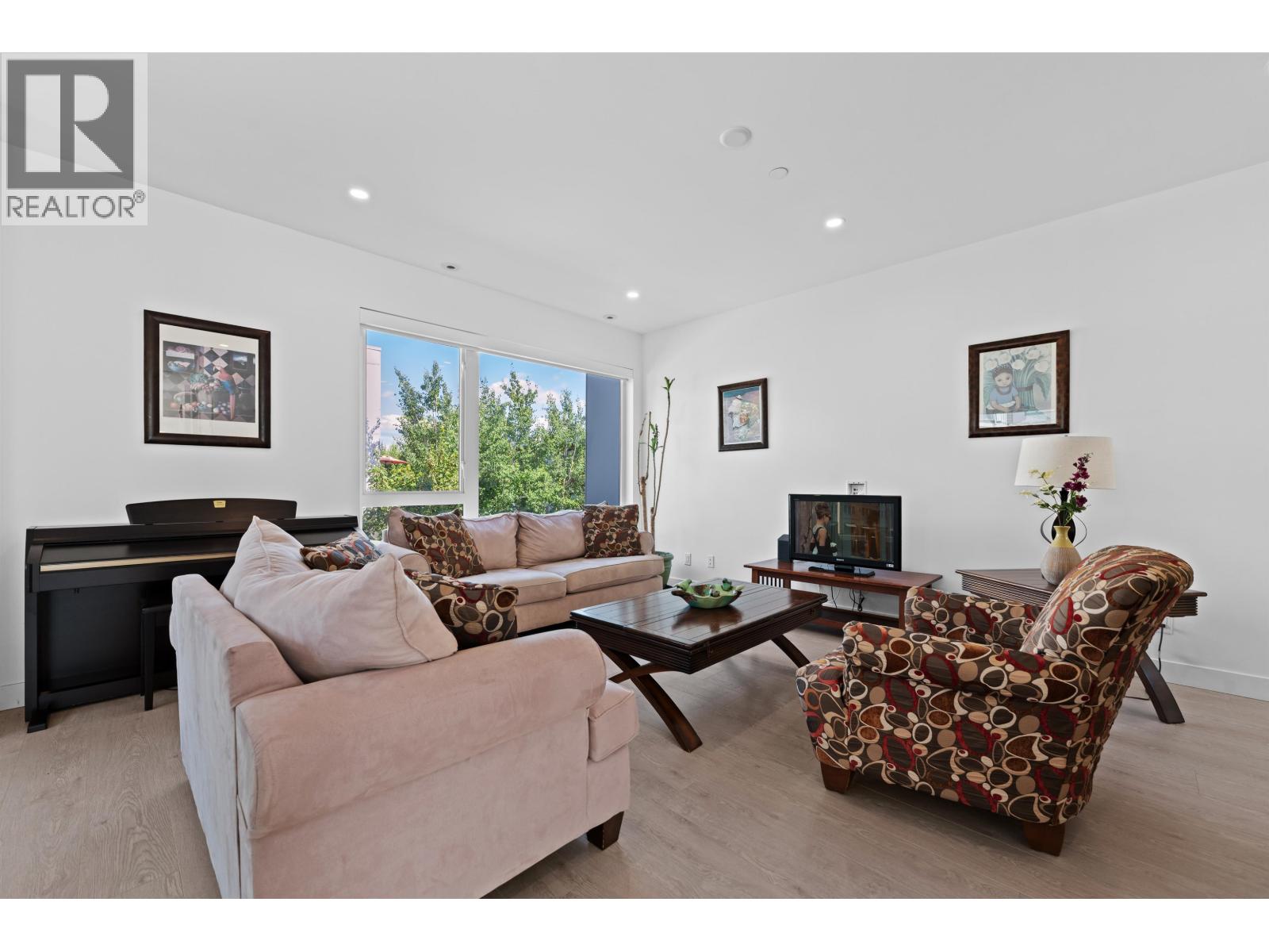 Photo 7 of 54 3597 Malsum Drive, North Vancouver BC