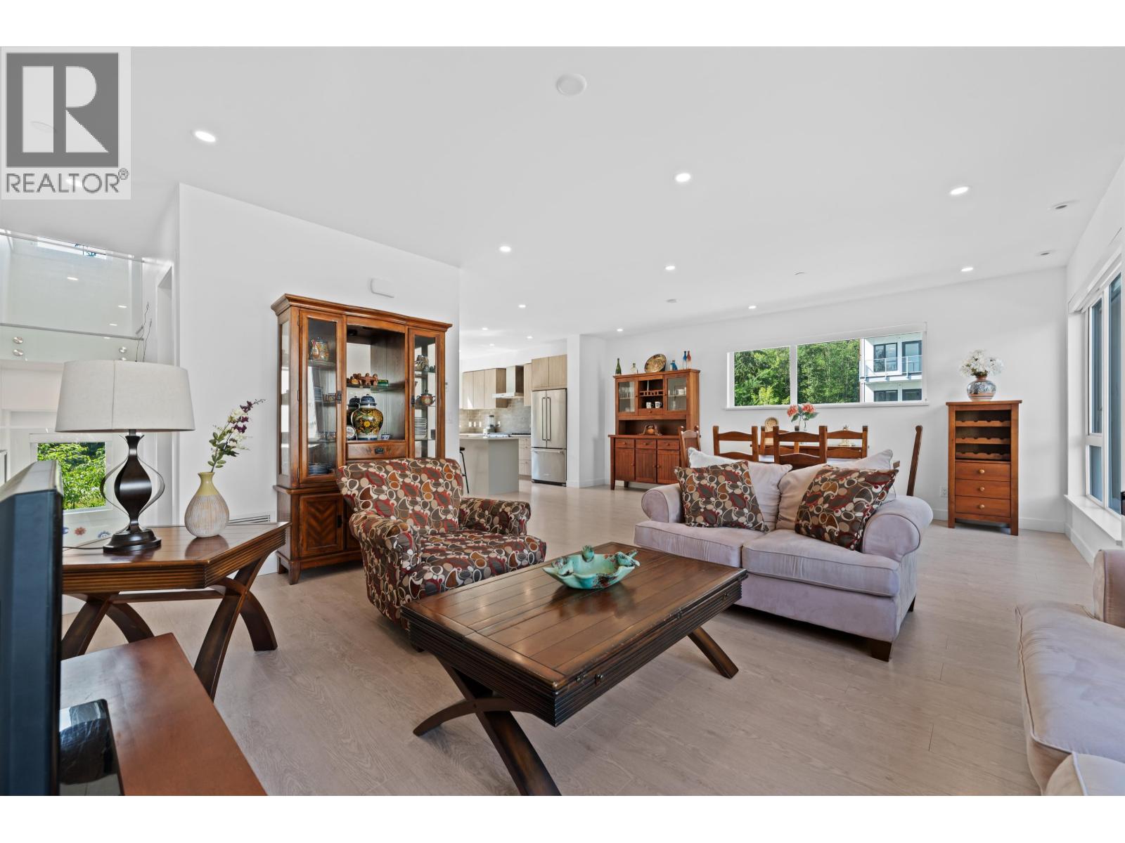 Photo 25 of 54 3597 Malsum Drive, North Vancouver BC
