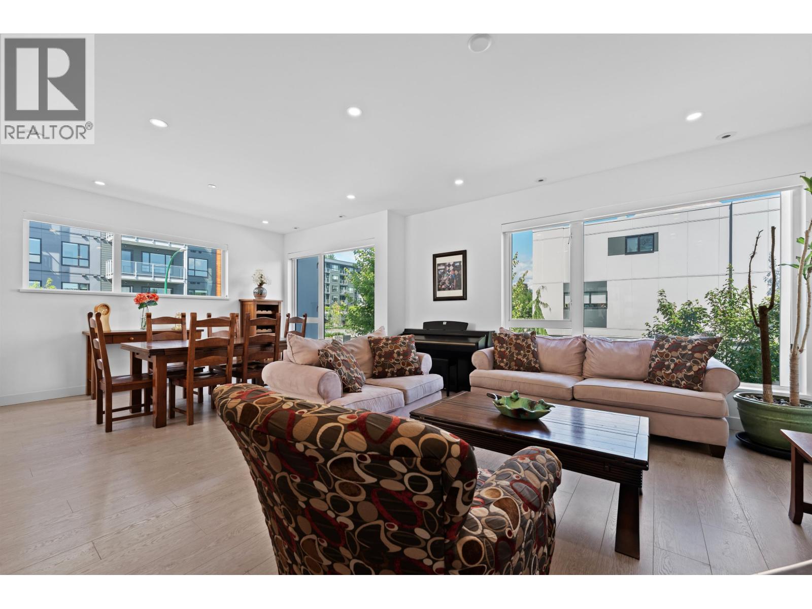 Photo 9 of 54 3597 Malsum Drive, North Vancouver BC