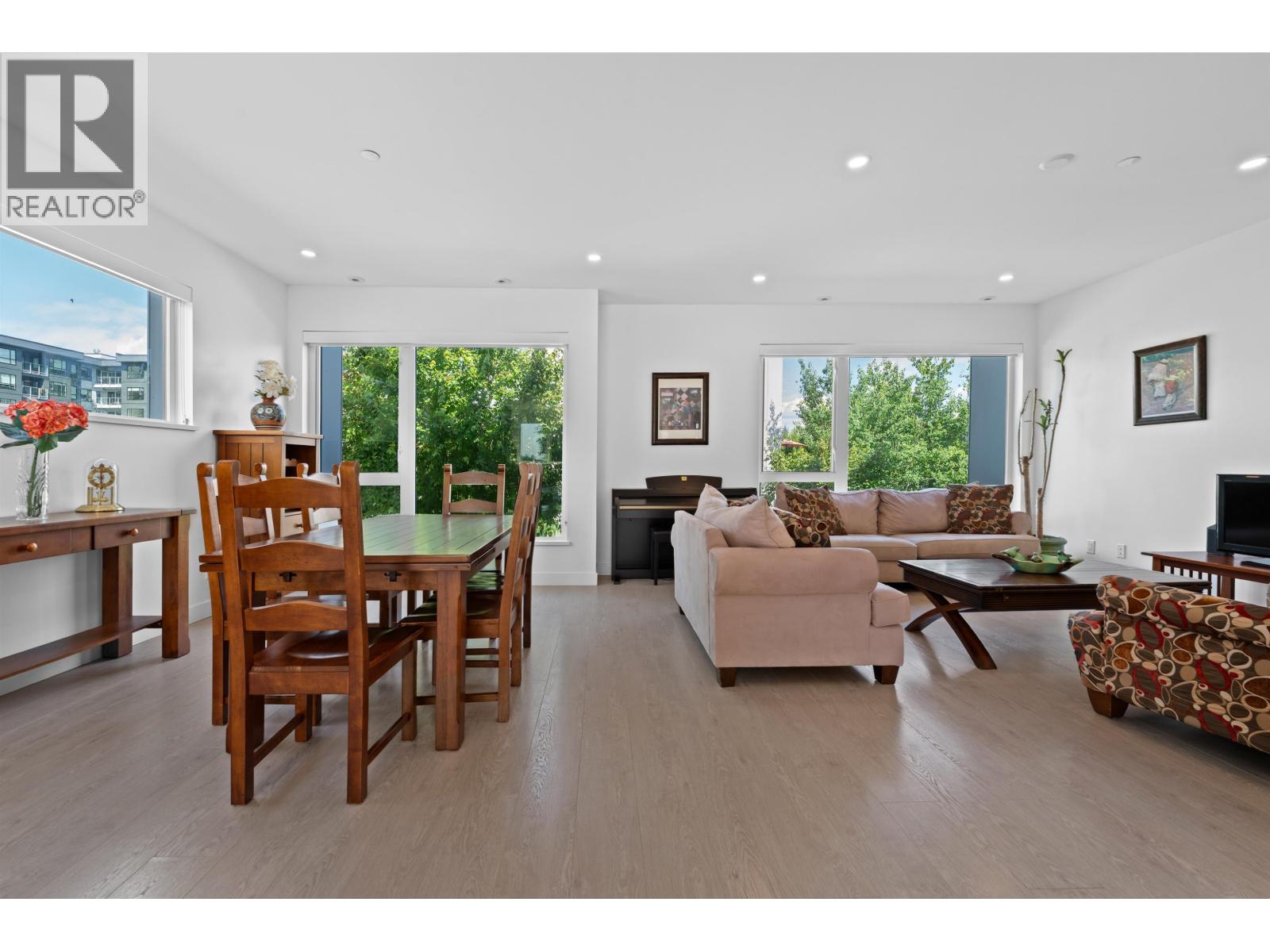 Photo 5 of 54 3597 Malsum Drive, North Vancouver BC