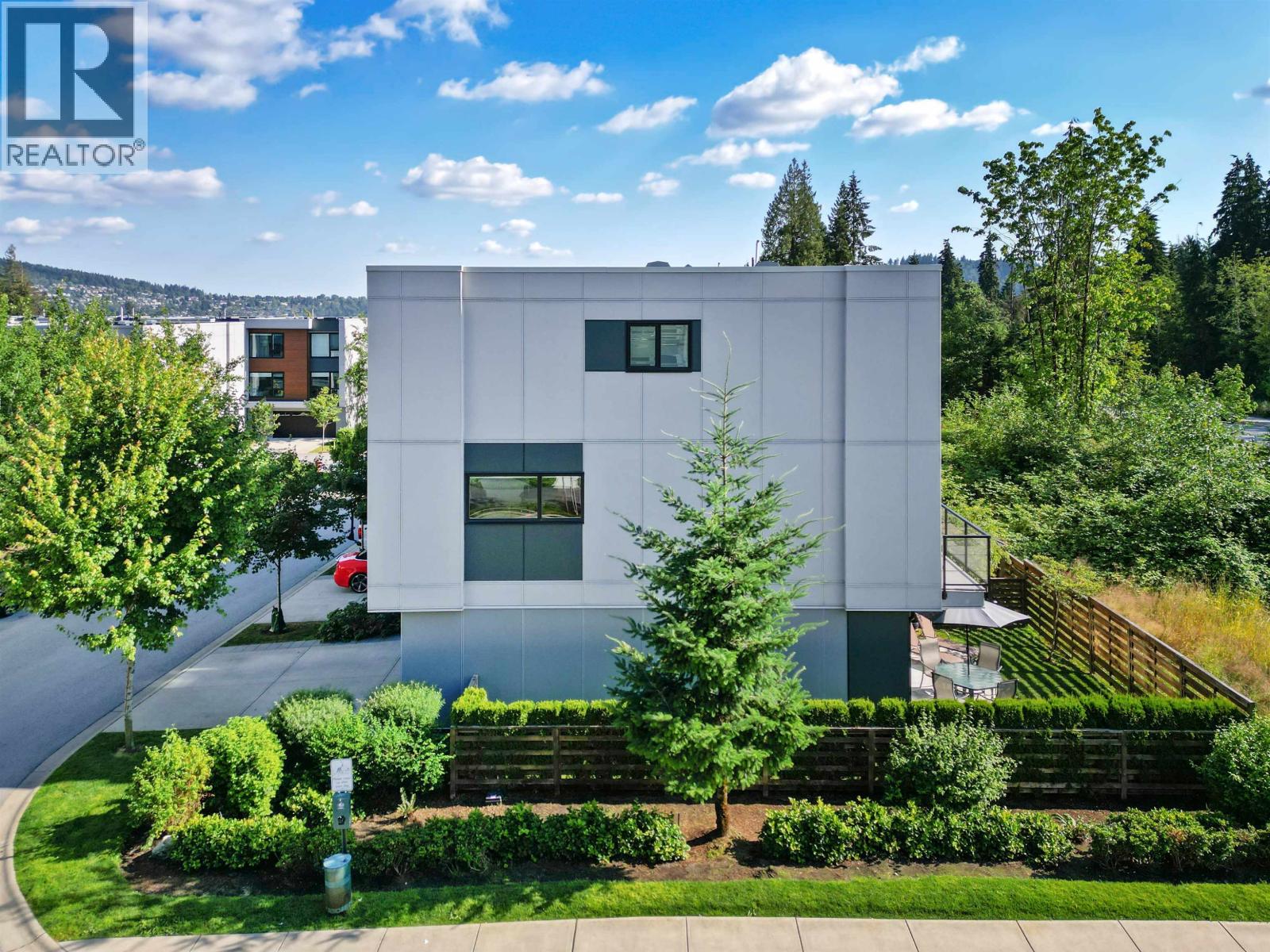 Photo 23 of 54 3597 Malsum Drive, North Vancouver BC