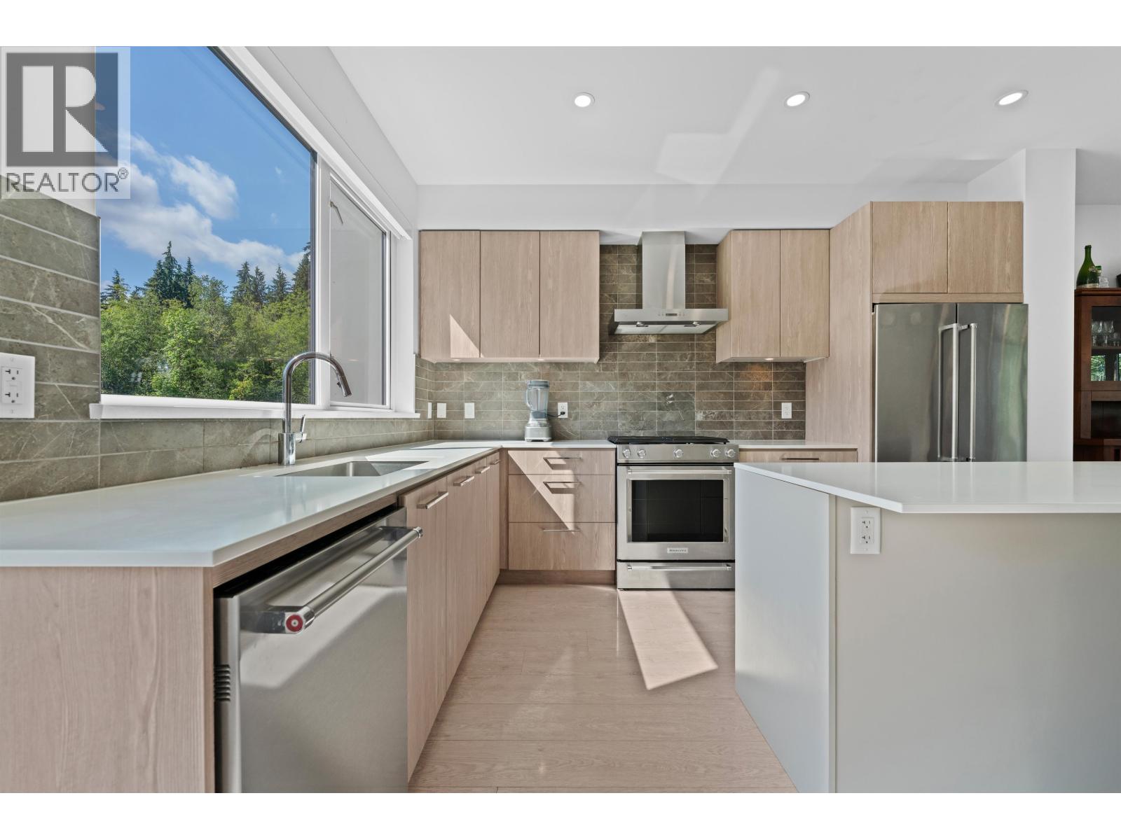 Photo 26 of 54 3597 Malsum Drive, North Vancouver BC