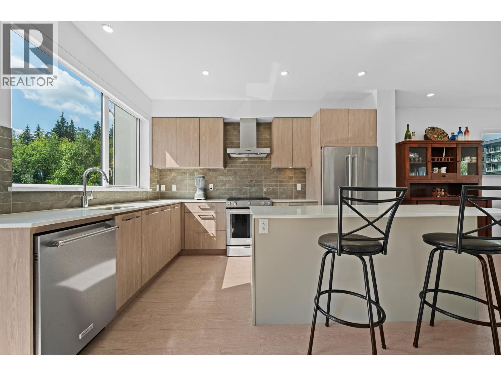 Photo 21 of 54 3597 Malsum Drive, North Vancouver BC