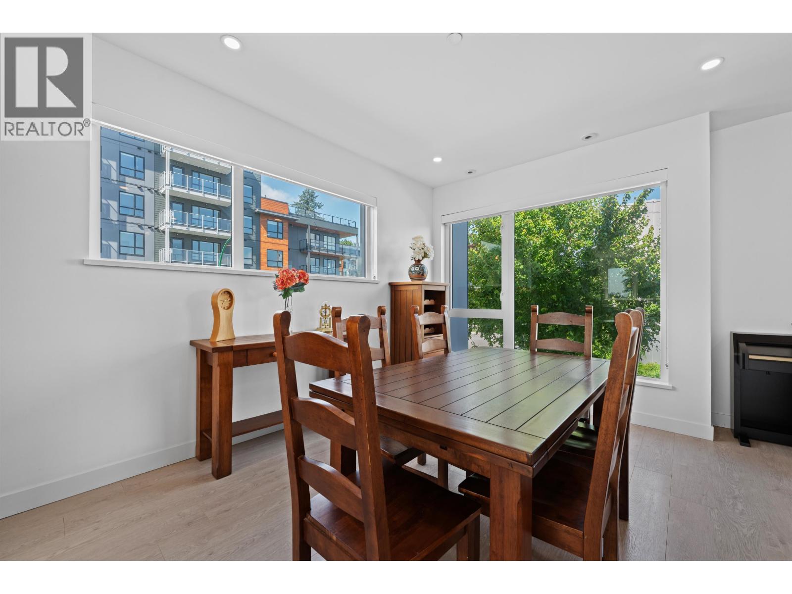 Photo 19 of 54 3597 Malsum Drive, North Vancouver BC