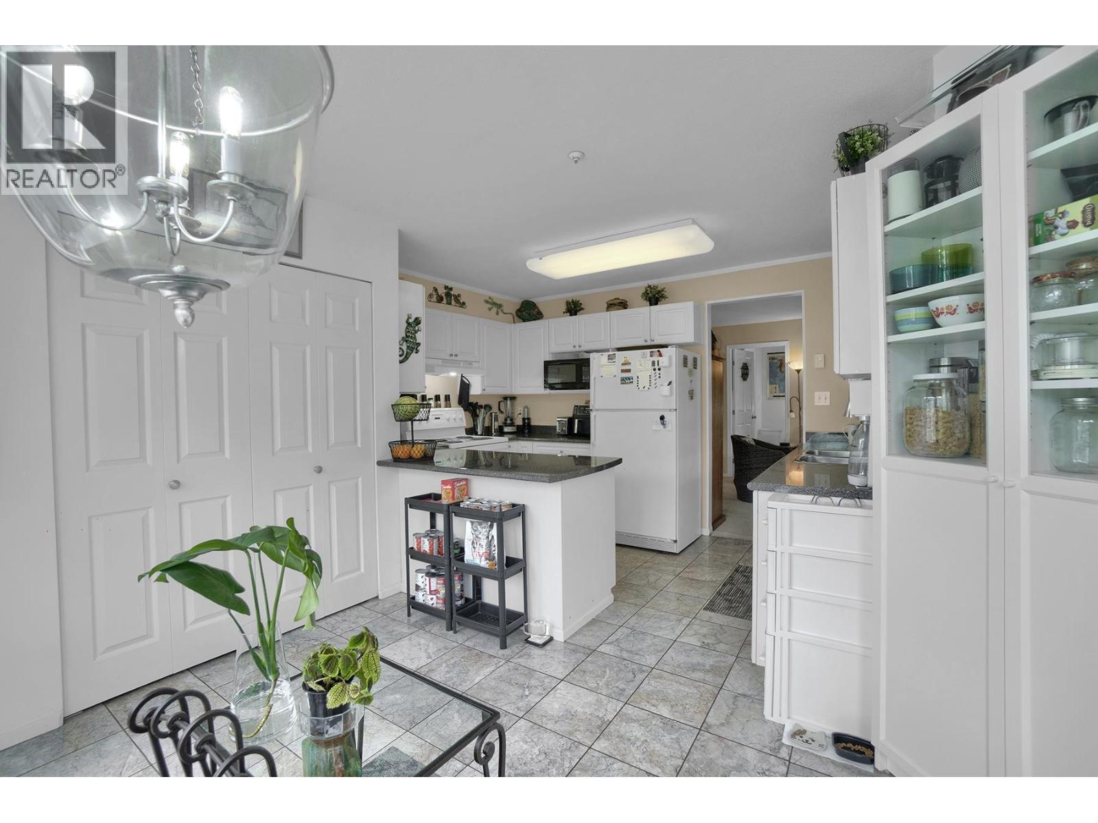 Photo 4 of 313 3085 Primrose Lane, Coquitlam BC
