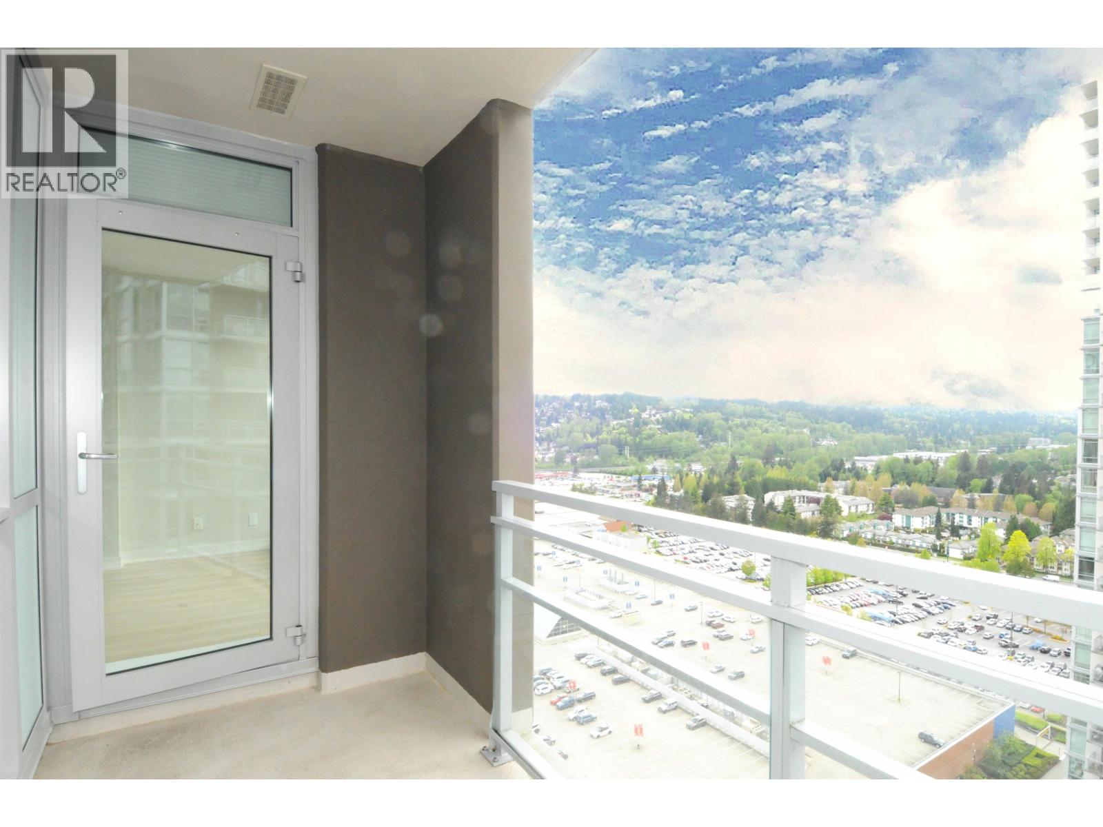 Photo 1 of 2808 2975 Atlantic Avenue, Coquitlam BC