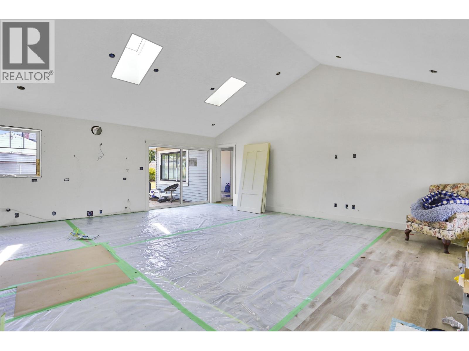 Photo 7 of 201 Finnigan Street, Coquitlam BC