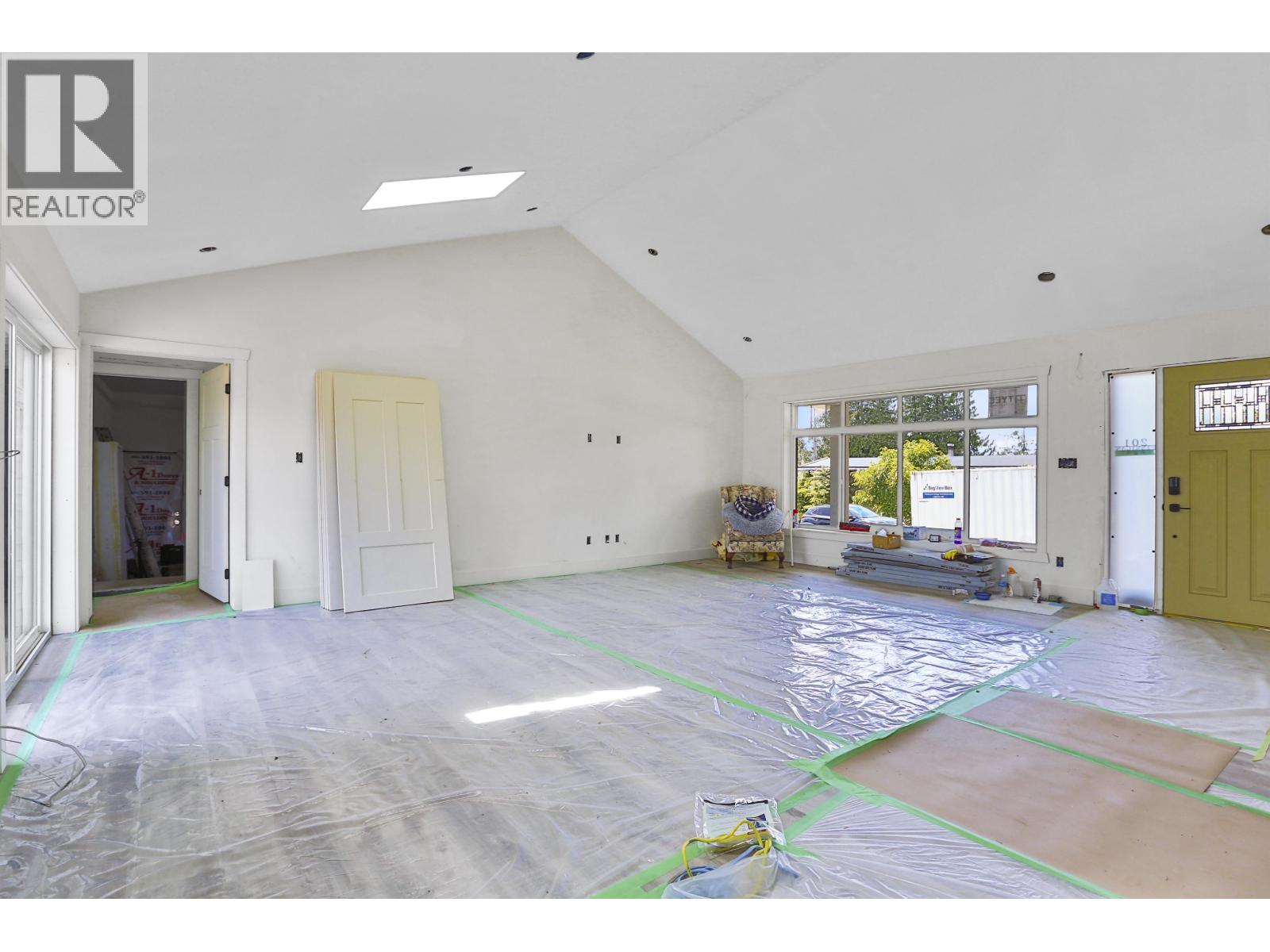 Photo 5 of 201 Finnigan Street, Coquitlam BC