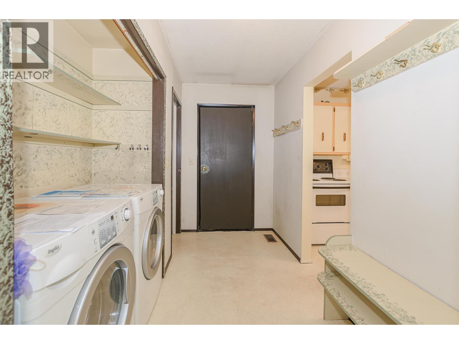 1825 Stepp Pit Road, Sicamous