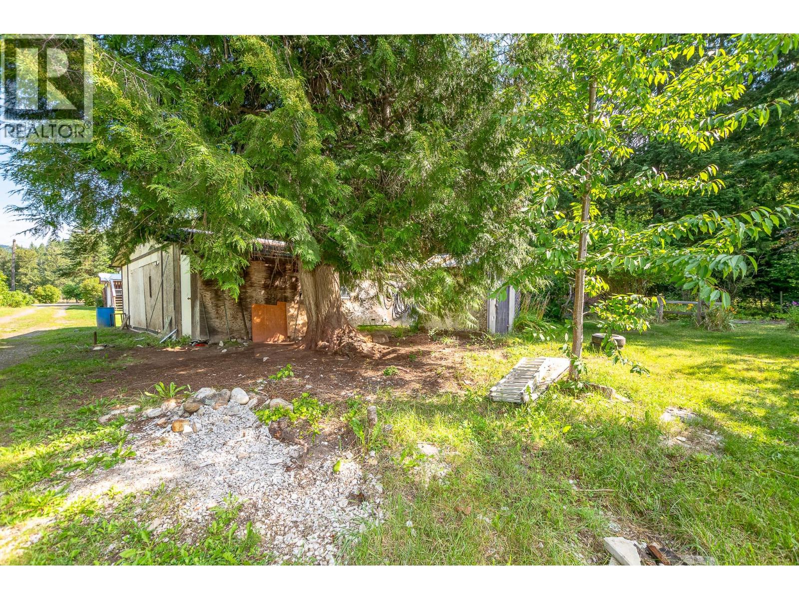 1825 Stepp Pit Road, Sicamous