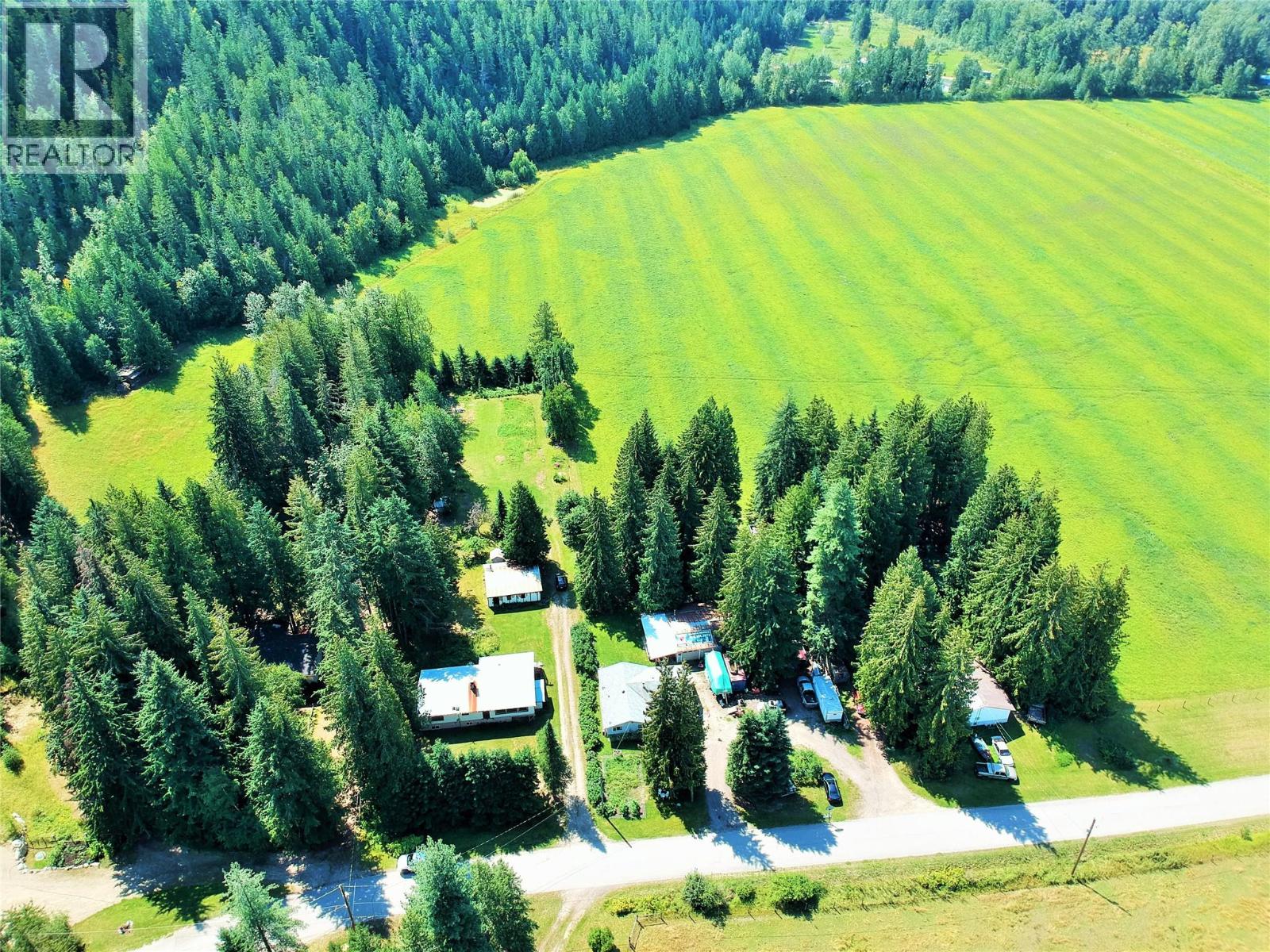 1825 Stepp Pit Road, Sicamous