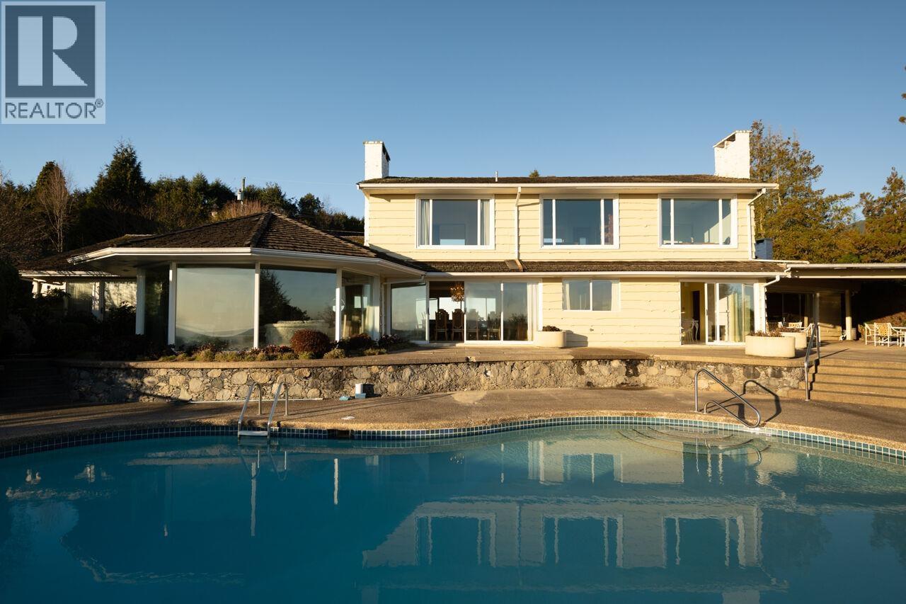 Photo 10 of 735 Fairmile Road, West Vancouver BC