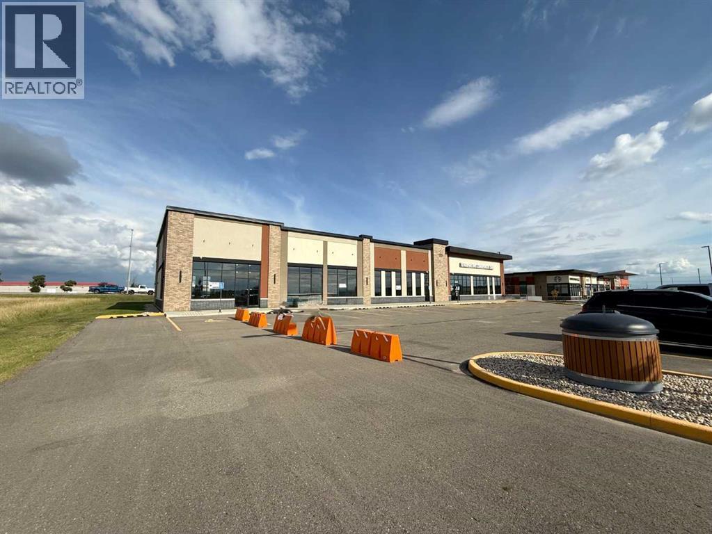 Photo 1 of 105 13301 102 Street, Grande Prairie AB