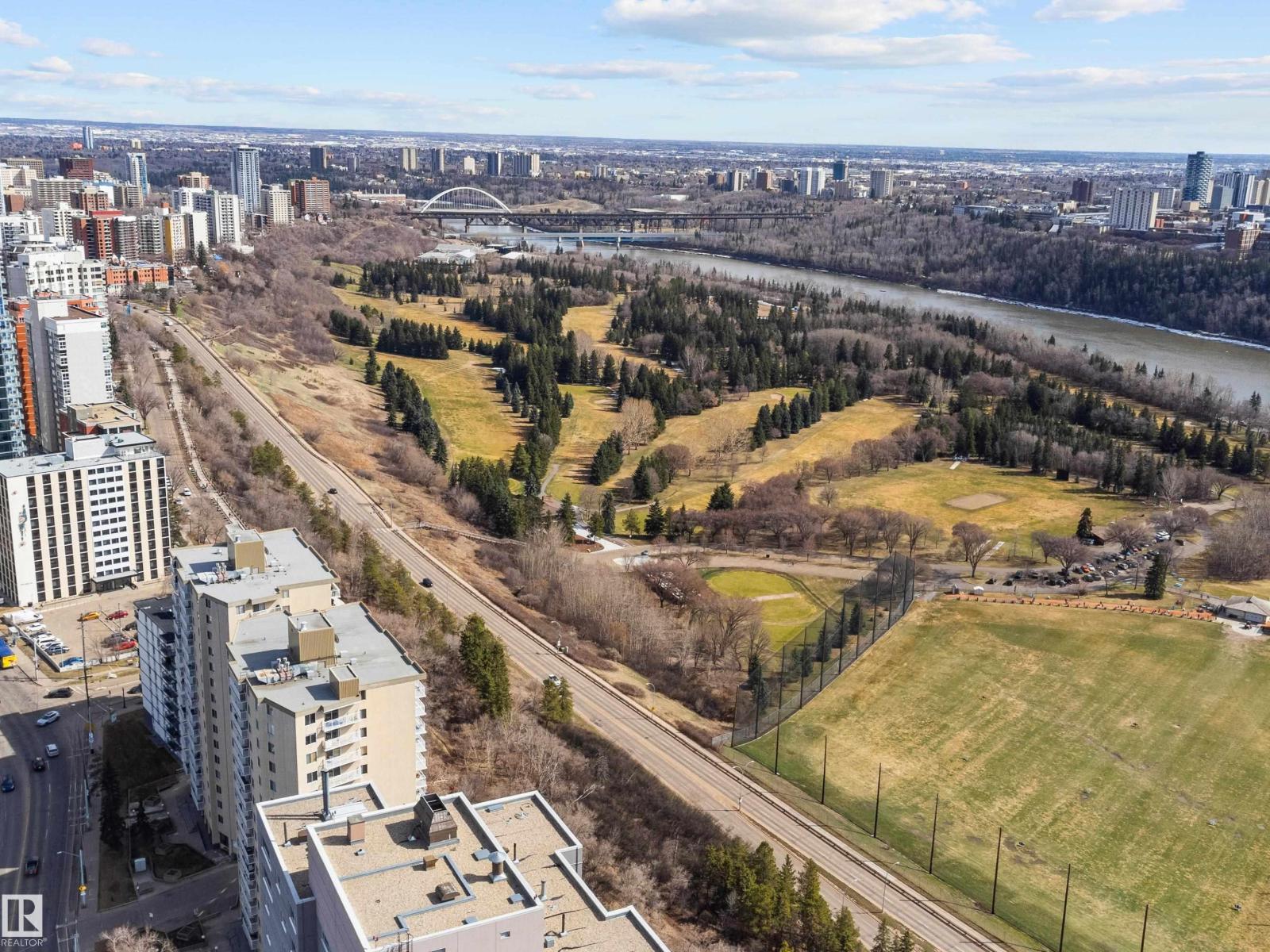 Photo 5 of 1601 12141 Jasper Av Nw, Edmonton AB