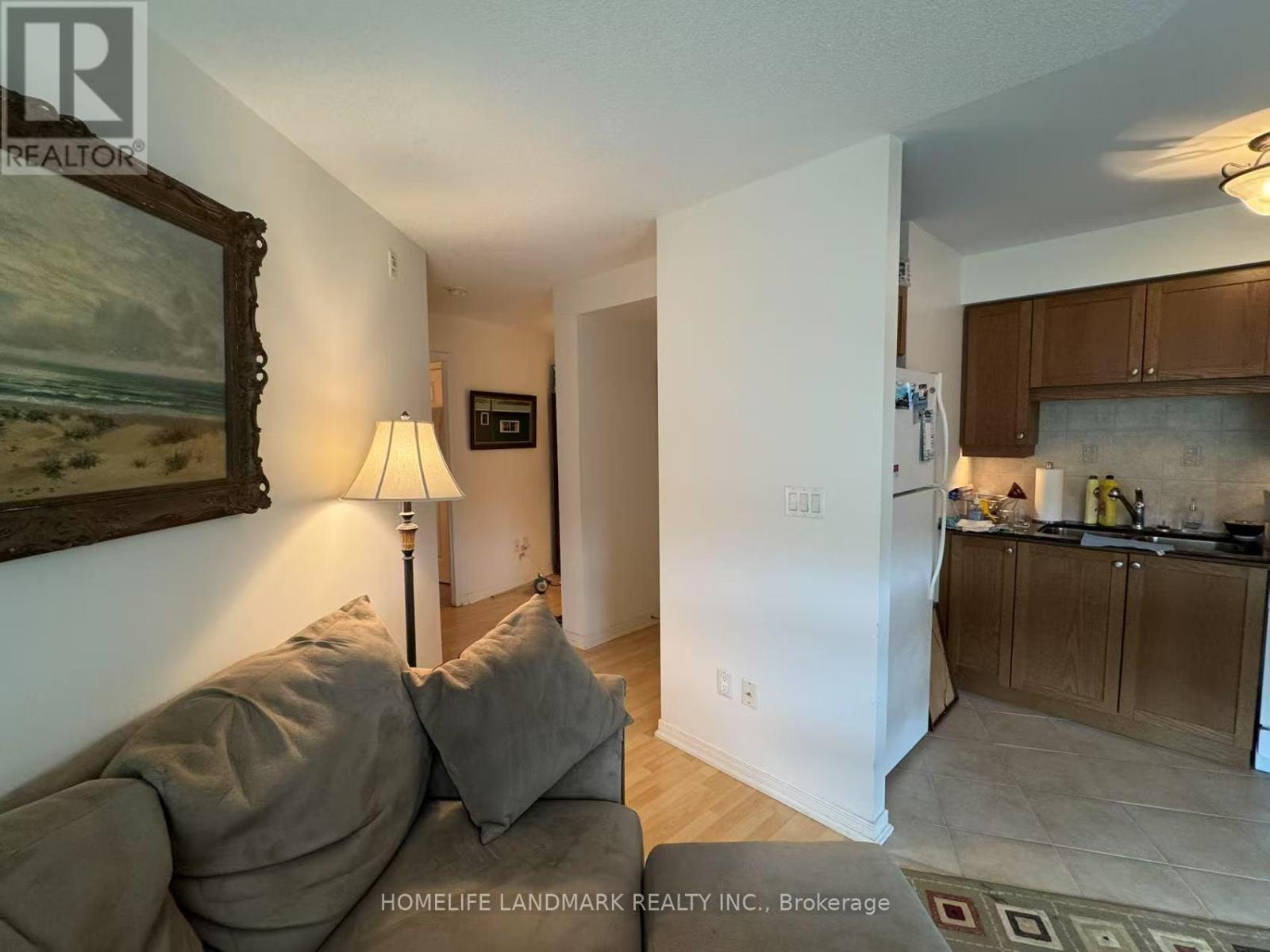 Photo 15 of 1002 18 Valley Woods Road, Toronto ON