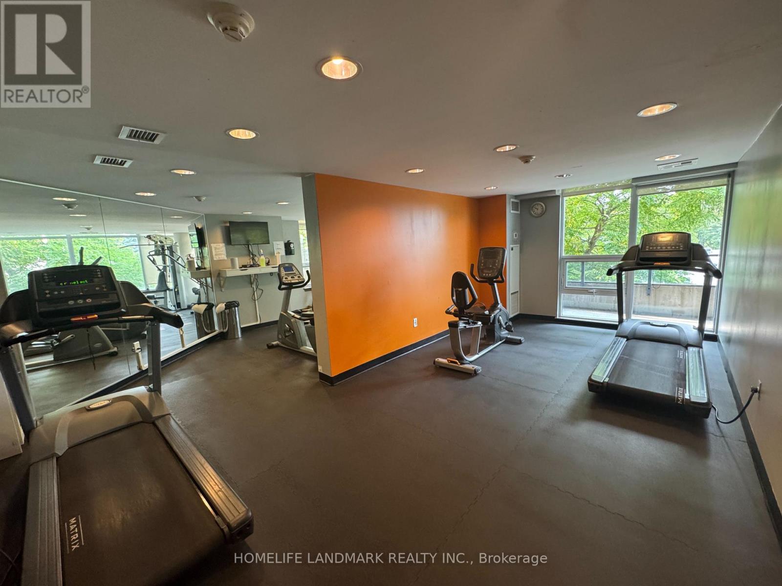 Photo 23 of 1002 18 Valley Woods Road, Toronto ON
