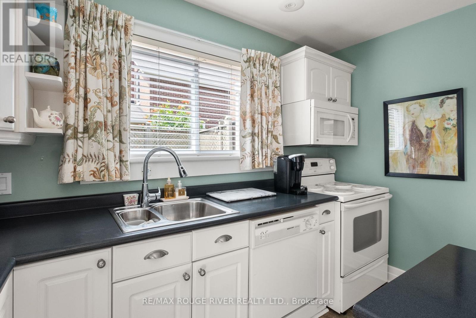 Photo 18 of 185 Chapel Street, Cobourg ON