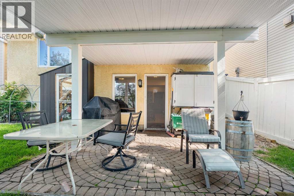 Photo 20 of 113 Sierra Vista Terrace Sw, Calgary AB