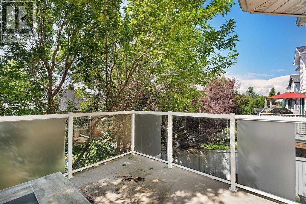 Photo 5 of 113 Sierra Vista Terrace Sw, Calgary AB