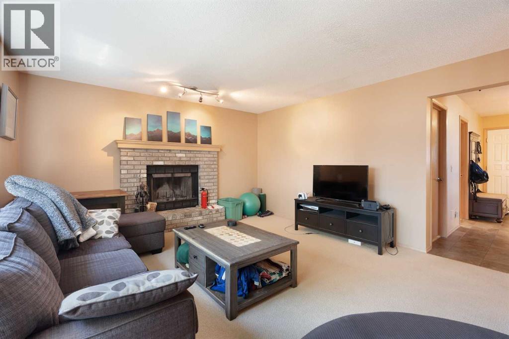 Photo 31 of 113 Sierra Vista Terrace Sw, Calgary AB