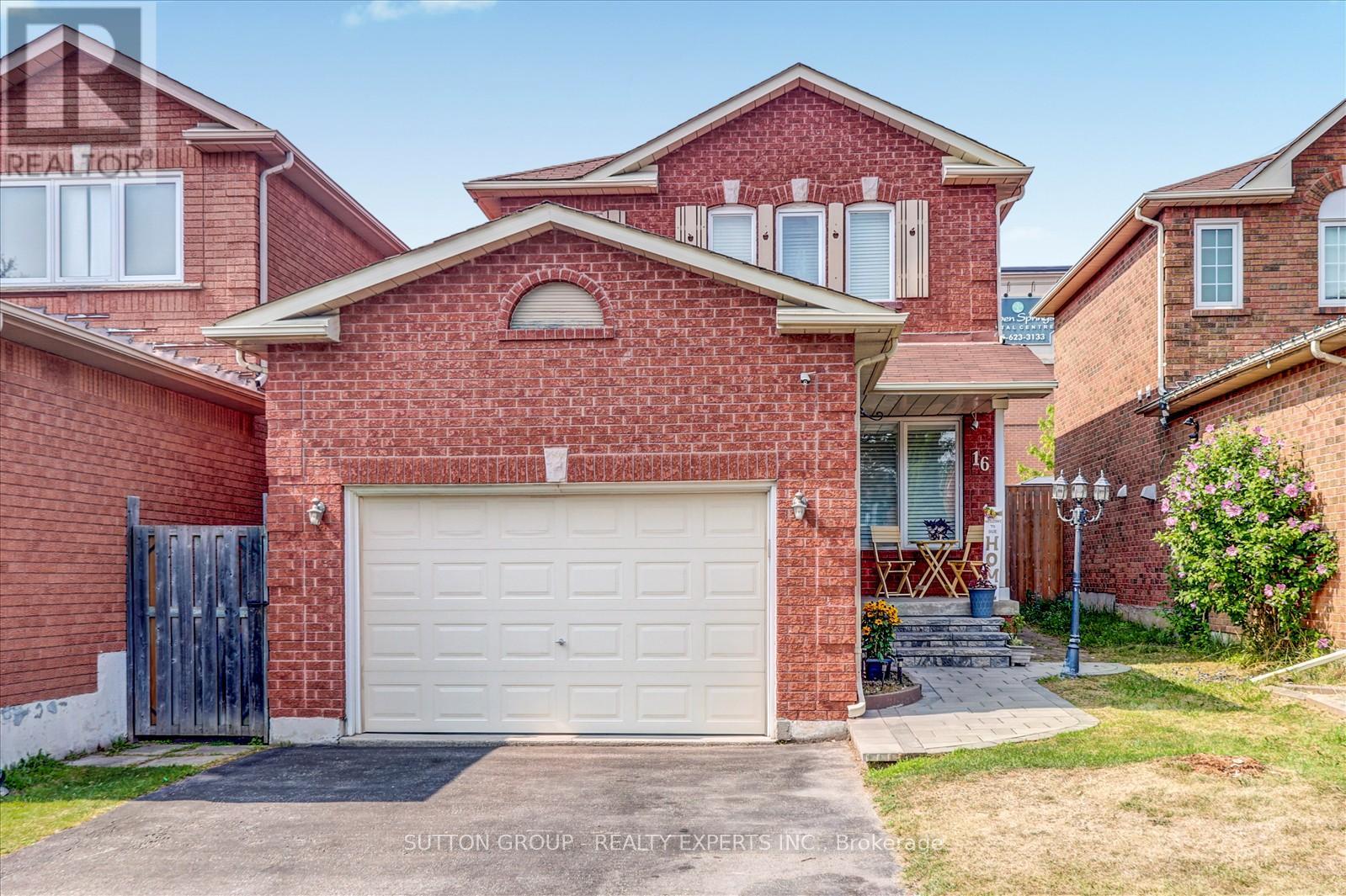 Photo 46 of 16 Candler Court, Clarington ON