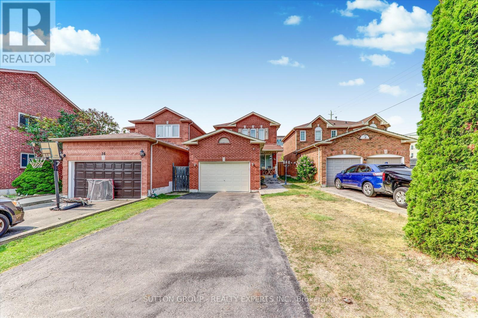 Photo 9 of 16 Candler Court, Clarington ON