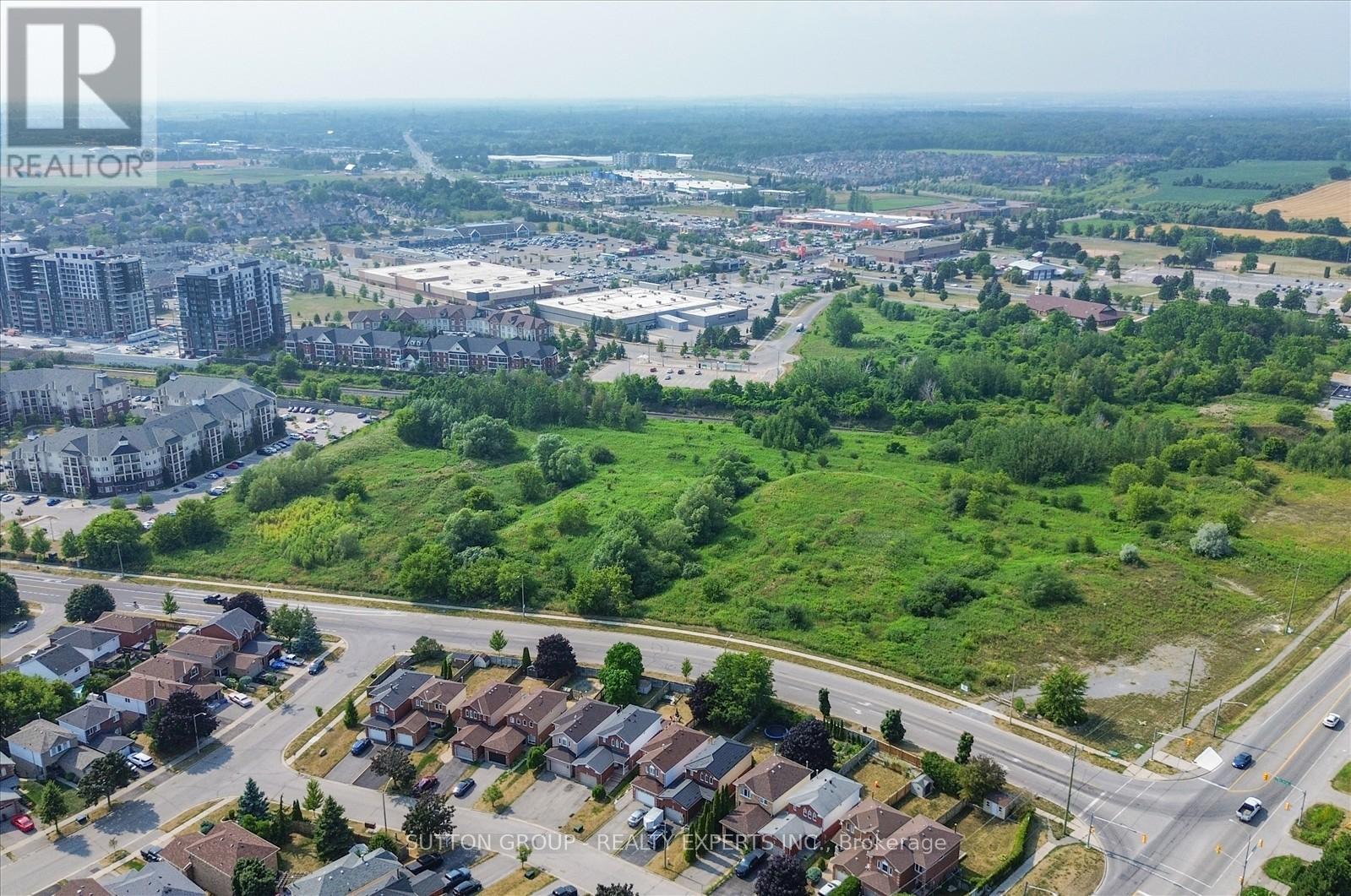 Photo 47 of 16 Candler Court, Clarington ON