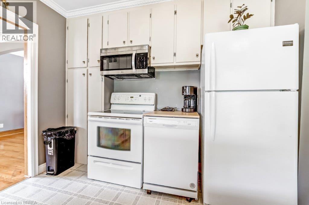 Photo 10 of 12 Parkview Road, Hagersville ON